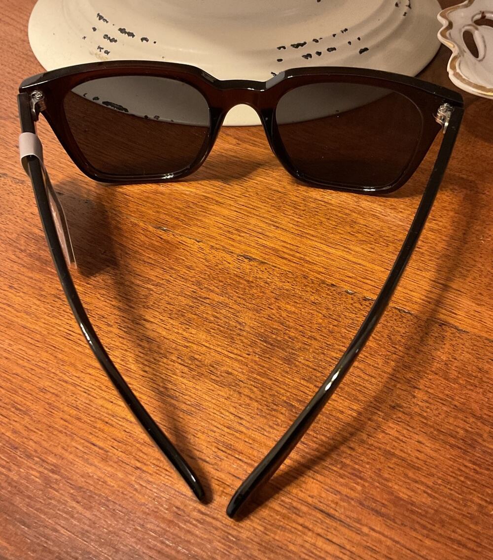 NWT FALLS CREEK Unisex Black Frame Sunglasses
